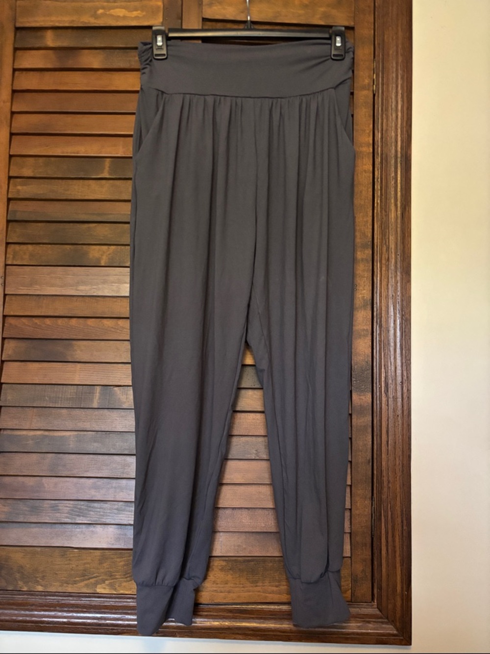 Dibaolong Gray Harem Jogger Pants Size XL. Excellent condition only worn once